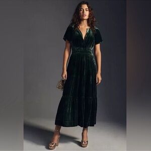 The Anthropologie Somerset Dress in a stunning Green velvet
